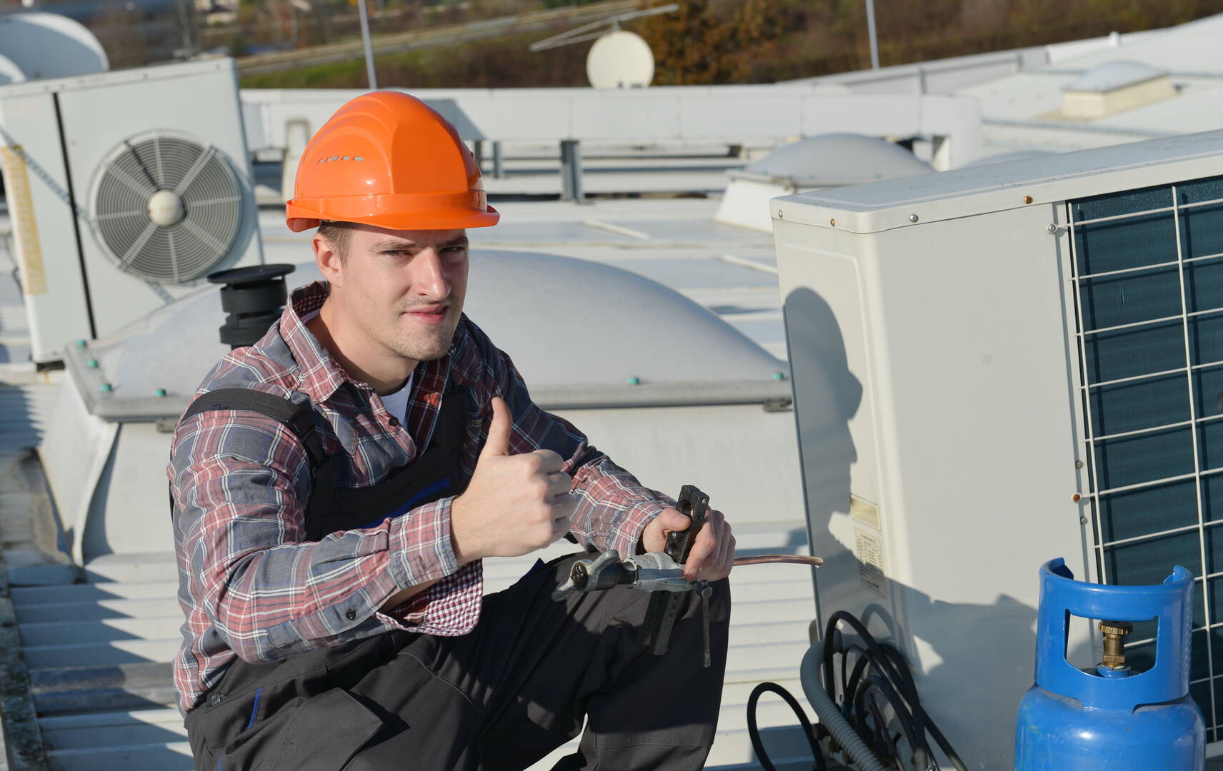 All American AC Heating & Refrigeration LLC logo